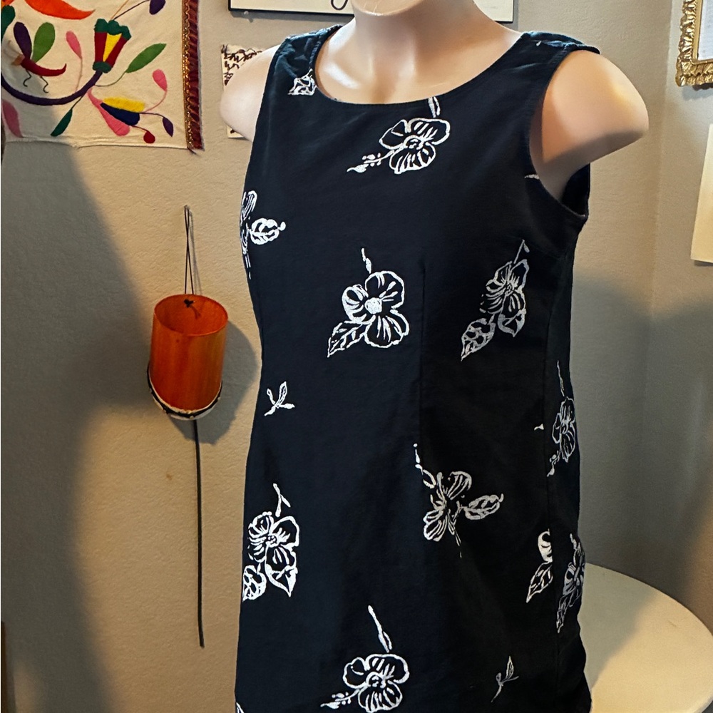 55% linen 45% cotton Black Floral Sleeveless Dress - Classic Women's Shift